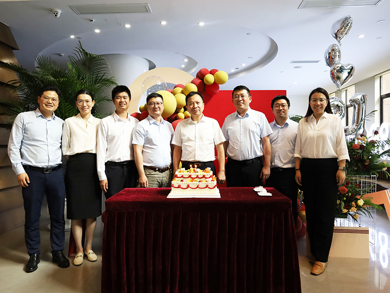 二十一载 智造未来丨贺294俄罗斯专享会登录股份廿一诞辰，，，，，，，再启新篇